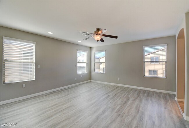 Building Photo - 4120 Free Bird Crest Ave