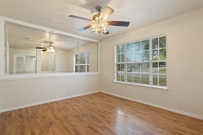 Building Photo - 3945 Eagles Nest St