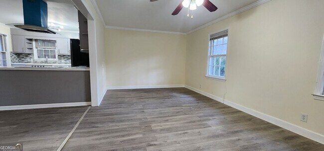 Building Photo - 2349 Valley Way