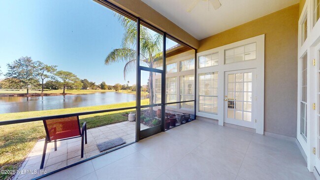 Building Photo - 10061 Vineyard Lake Rd E