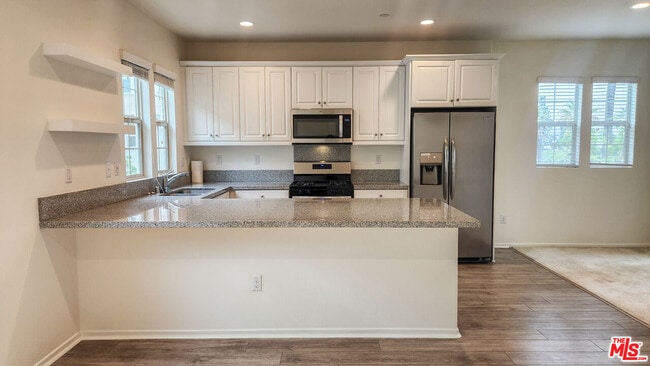 Building Photo - 835 Orchid Way