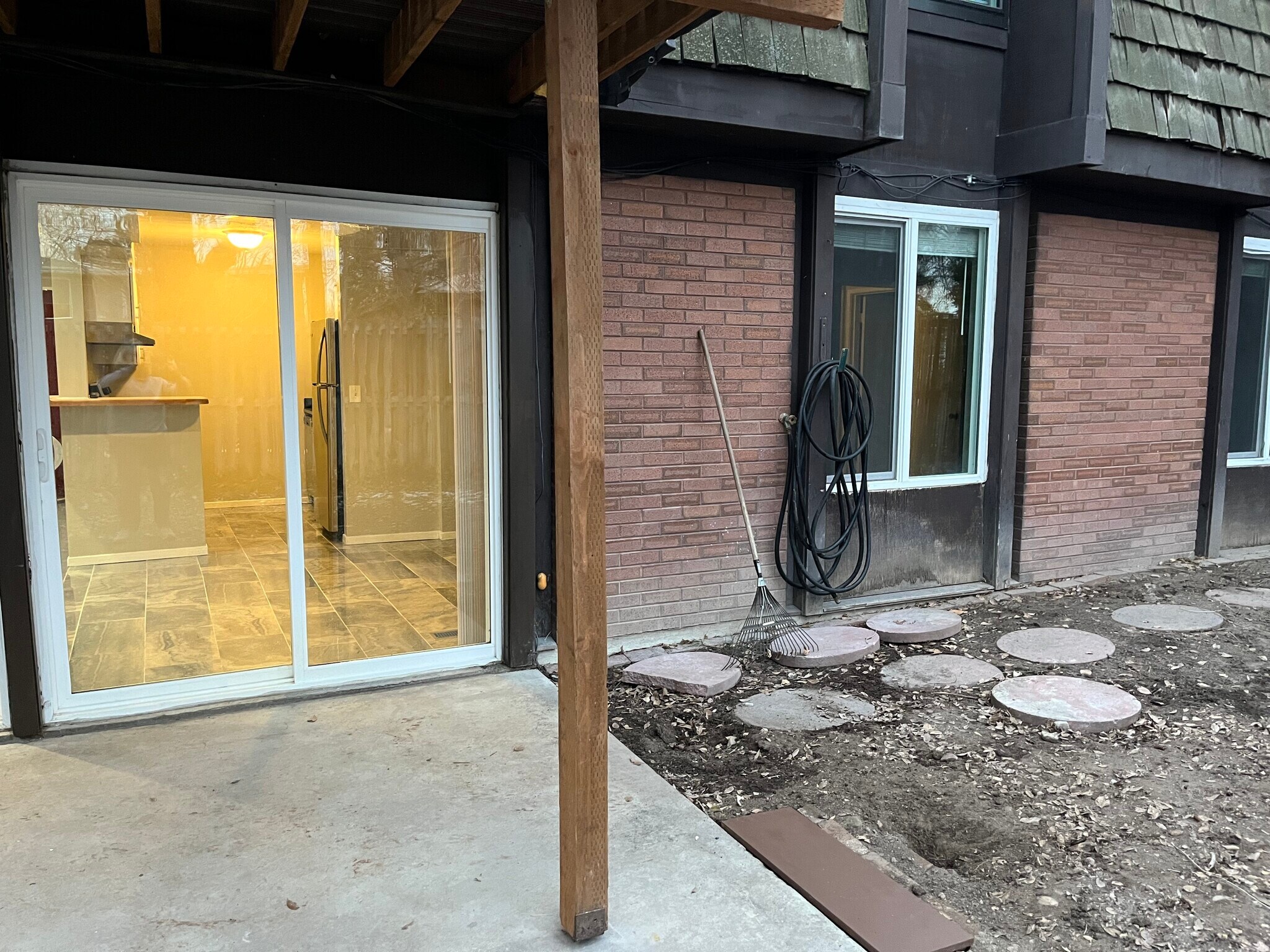 Building Photo - 1411 B Murphy's Lane