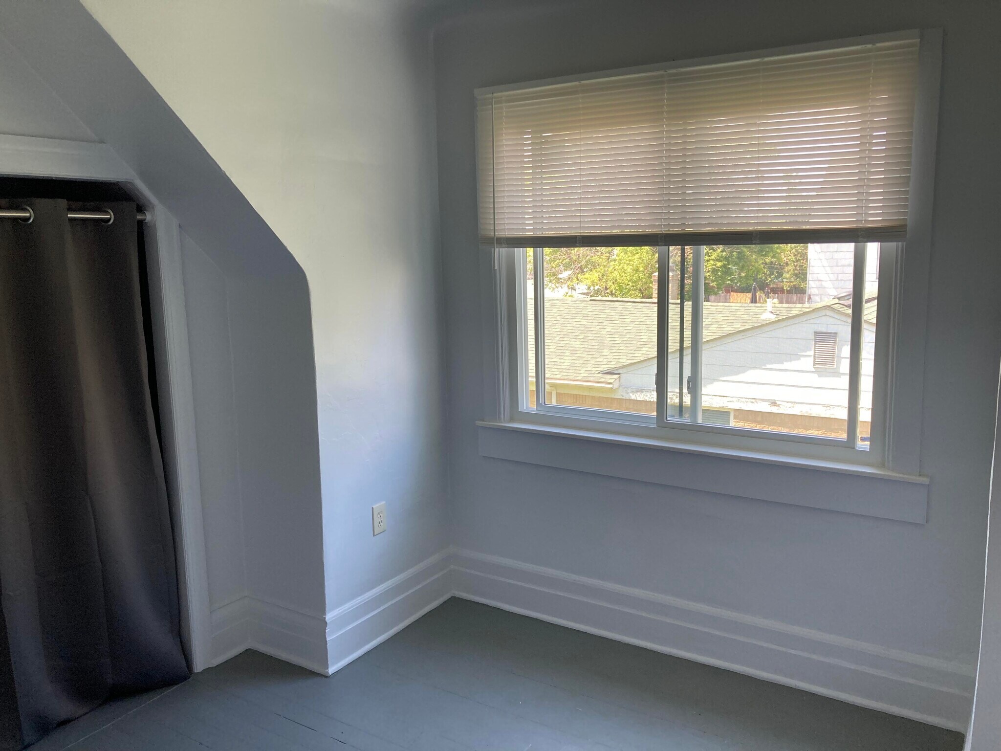 1st Bedroom - 12087 Saint Aubin St