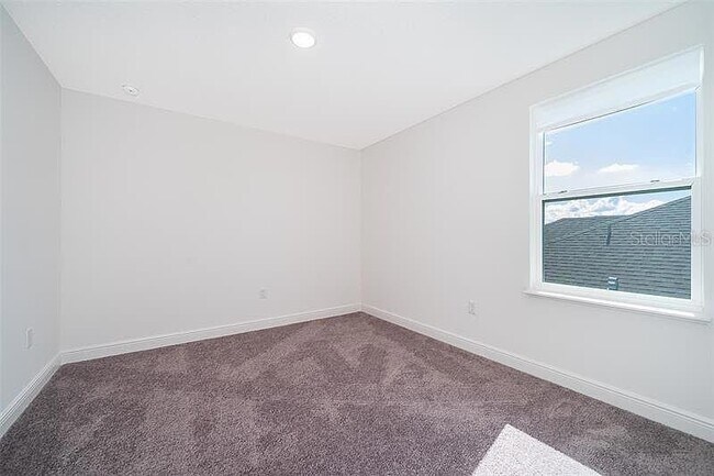 Building Photo - 626 Taft Dr