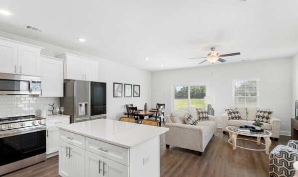 Building Photo - 5794 Ogeechee Rd