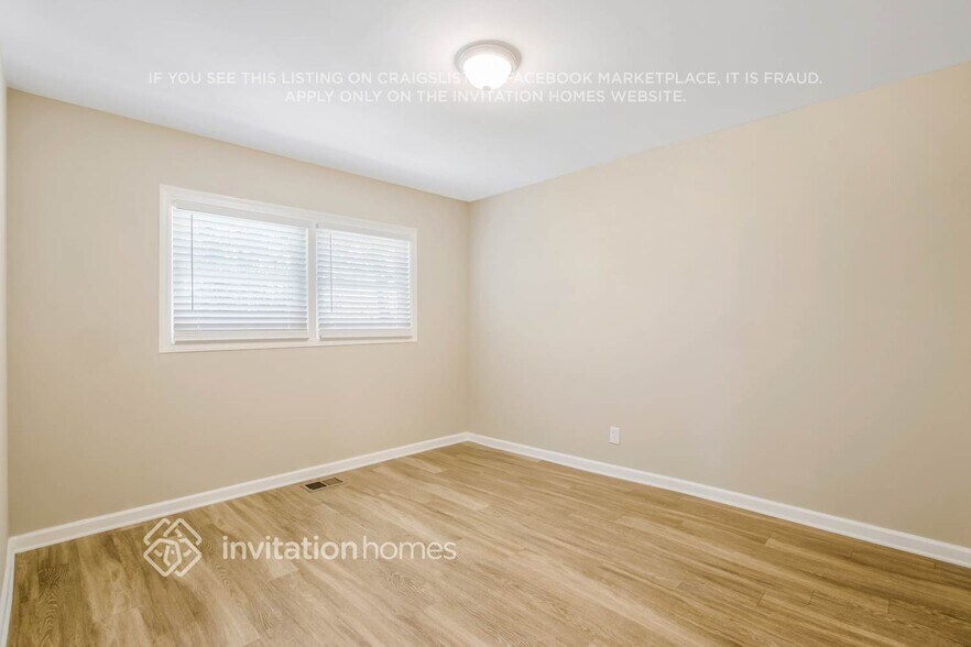 Building Photo - 2967 Sylvan Rd