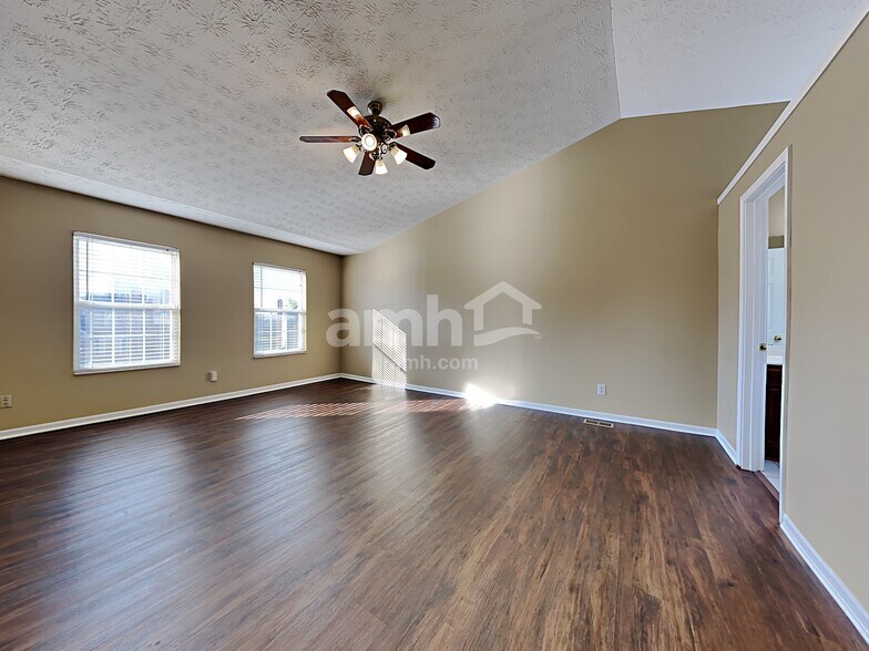 Building Photo - 25 Wheatmore Ct
