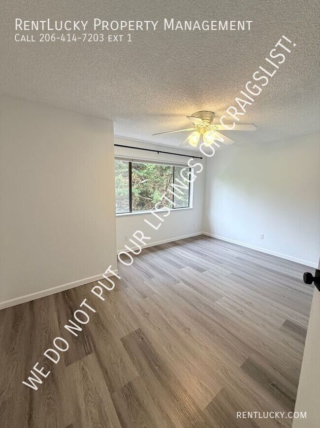 Building Photo - 3221 SW 319th Pl