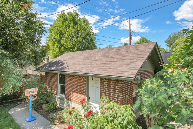Building Photo - $4,595.95- 4 Bed, 3 Bath Home in Denver with Charming Updates!