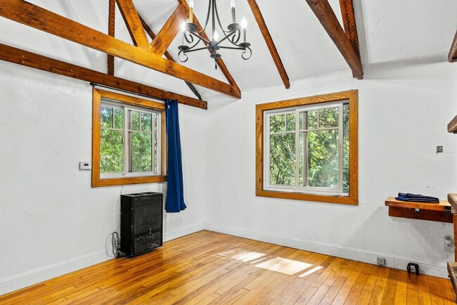 Building Photo - Cozy Cabin Retreat in Scotts Valley – Idea...