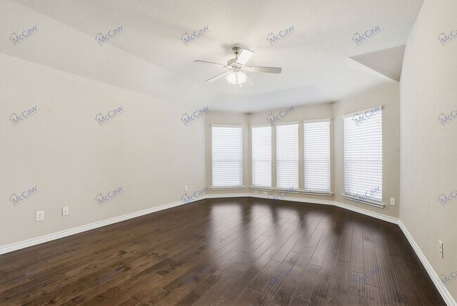 Building Photo - 140 Wilson Cliff Dr