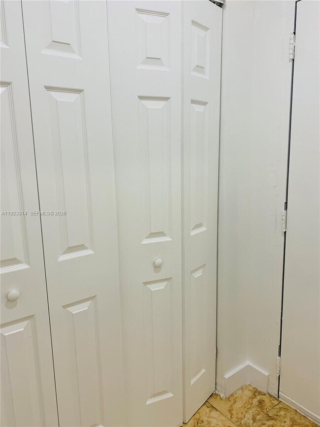 Building Photo - 665 NE 83rd Terrace