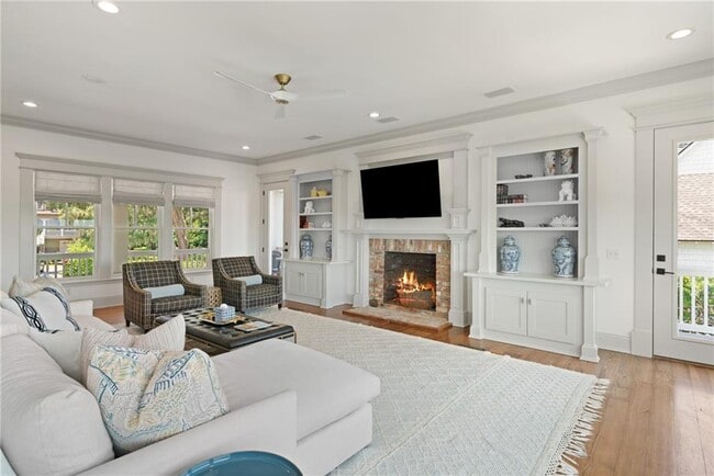 Building Photo - 50 Frederica Oaks Ln