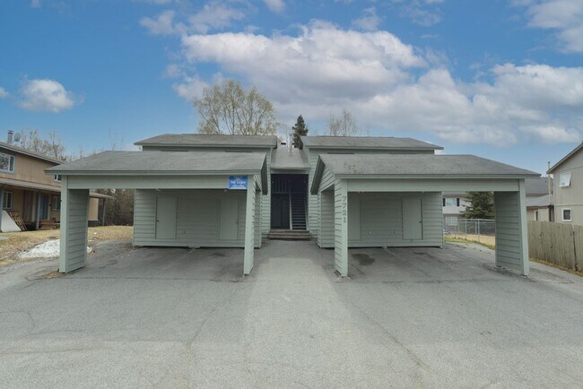 Building Photo - 7721 Mayfair Dr