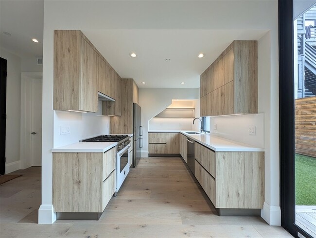 Building Photo - 2709 23rd St