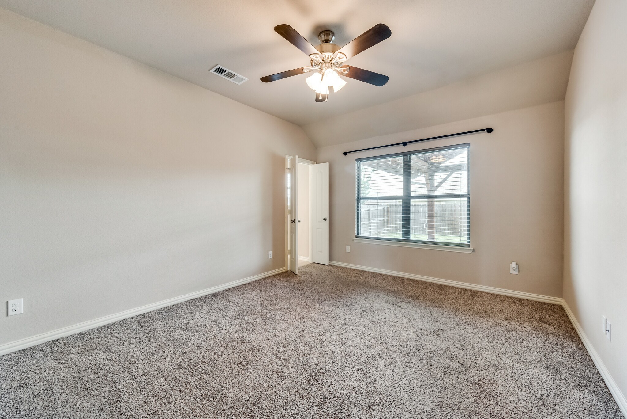 Building Photo - 200 Irick Ct