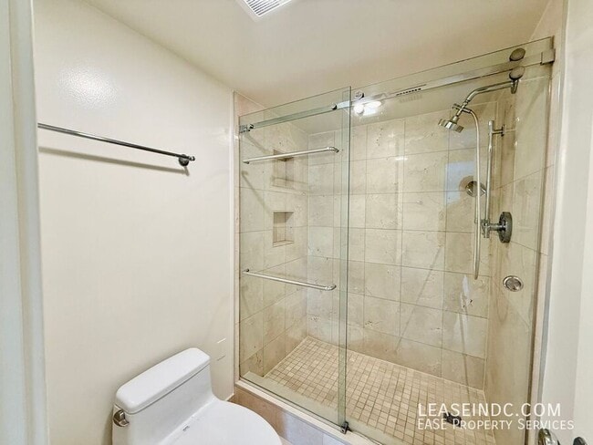 Building Photo - 1099 22nd St NW