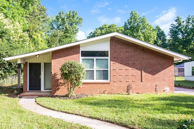 Building Photo - 5401 Venado St