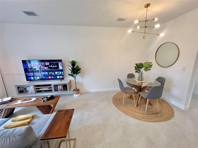 Building Photo - 20433 NW 4th Ave