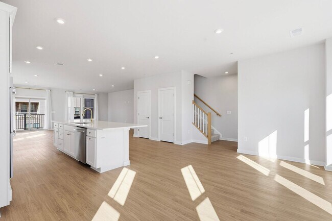 Building Photo - ***Coming Soon*** Stunning and Sun-filled 3 Bed 2.5 Bath Condo In Village At Manassas Park Condo