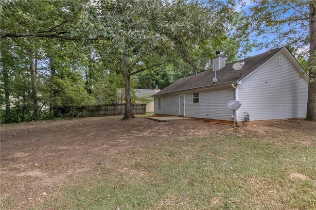 Building Photo - 7955 Trinity Park Dr