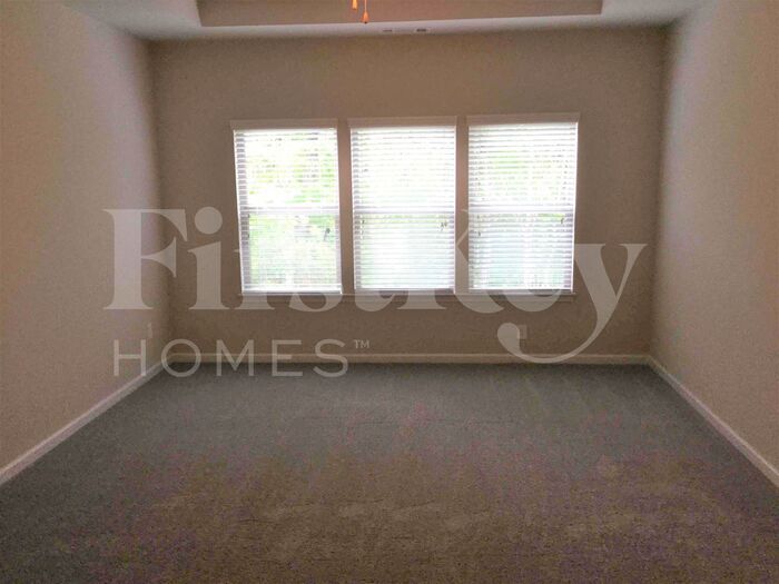 Building Photo - 360 Madison Grace Ave
