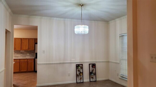 Building Photo - 14043 Fairwood Breeze