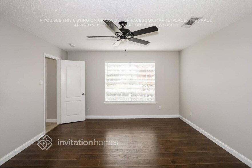 Building Photo - 708 Meadowgate Dr