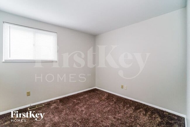 Building Photo - 1061 Harwood Dr