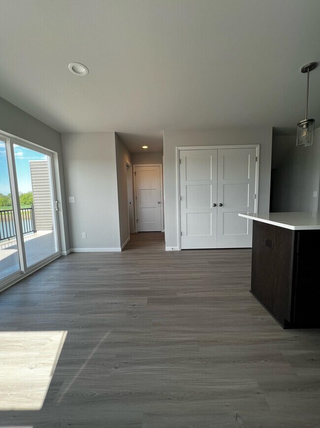 Building Photo - 2407 Wildcat Dr