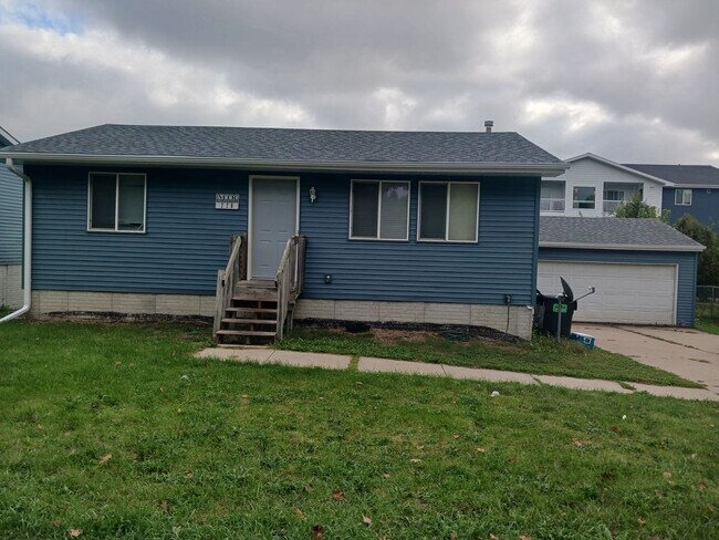 Primary Photo - 228 Dotson Dr