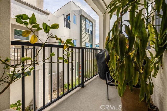 Building Photo - 26 Crown Point Dr