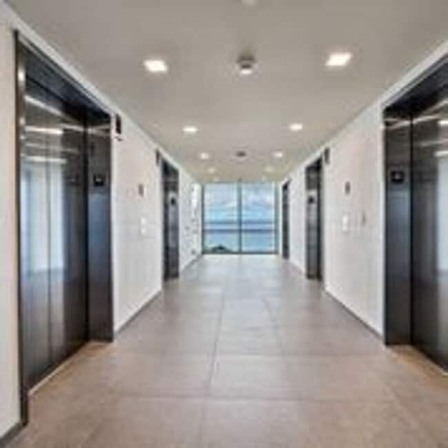 Building Photo - Penthouse 1-bedroom with 2-Parking!