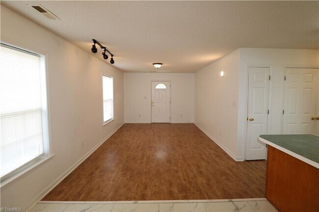 Building Photo - 2502 Bethabara Rd