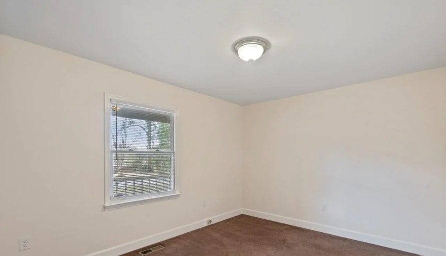 Building Photo - 1227 Rollins Ave