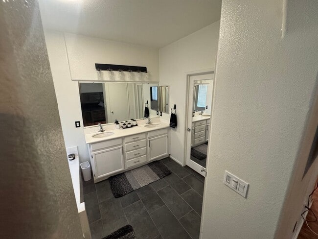 Building Photo - Beautiful Corner Lot