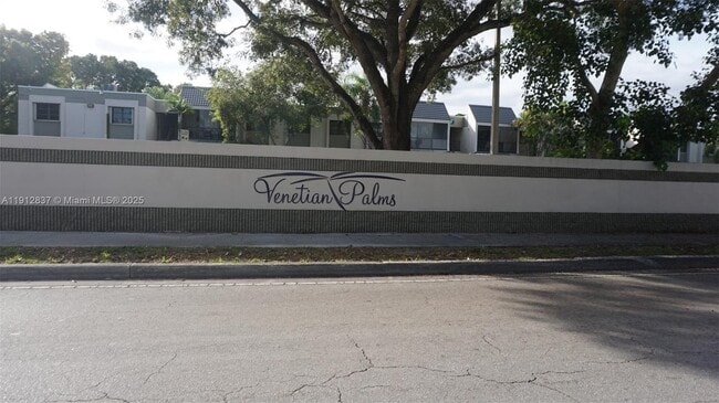 Building Photo - 7953 SW 104th St