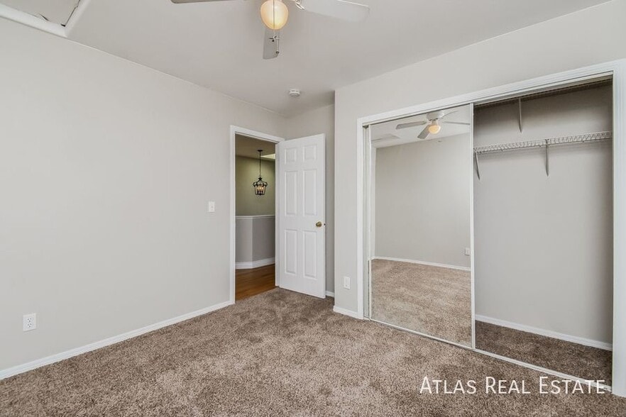 Building Photo - 1094 Clogger Ln