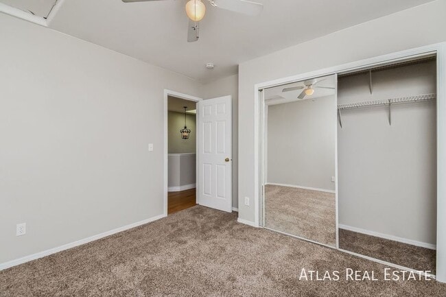 Building Photo - 1094 Clogger Ln