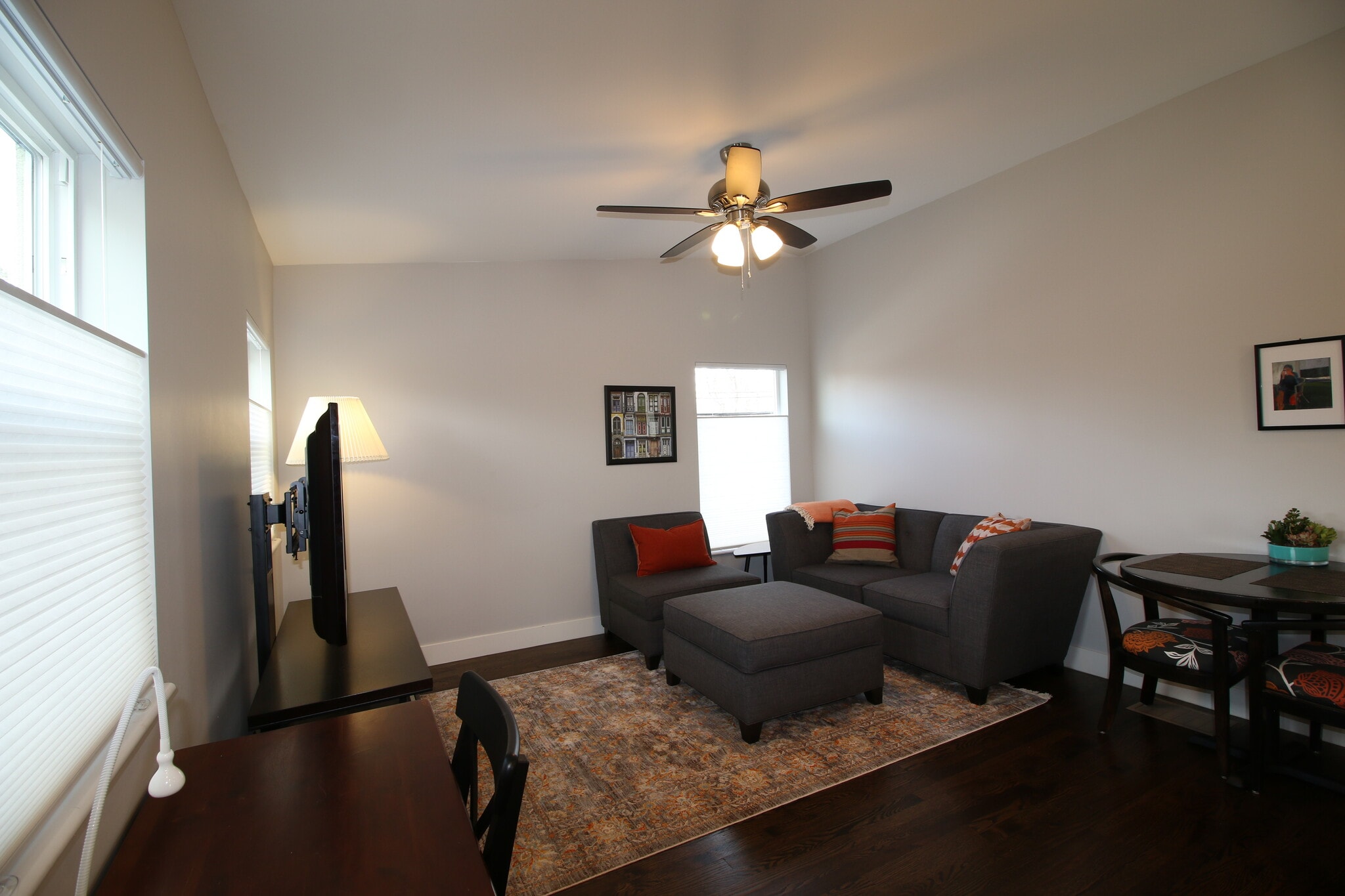 Building Photo - 4016 Osceola St