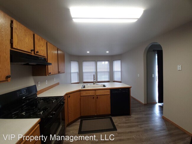 Building Photo - 4 br, 2.5 bath House - 3104 N. 8th Street