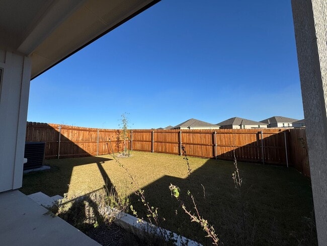 Building Photo - 5106 Rose Petal Ct