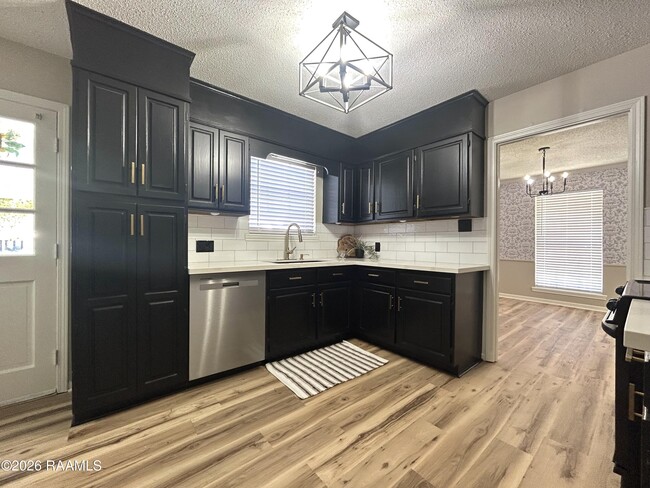 Building Photo - 109 Cheshire Cir