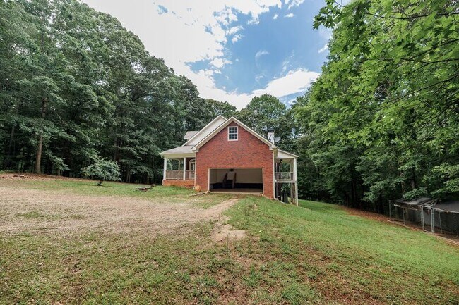 Building Photo - 580 Wolf Creek Trail