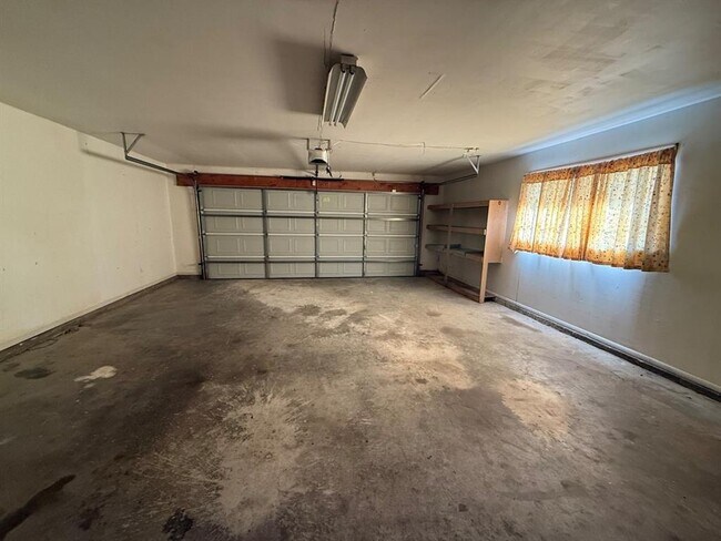 Building Photo - 3601 NW 62nd St