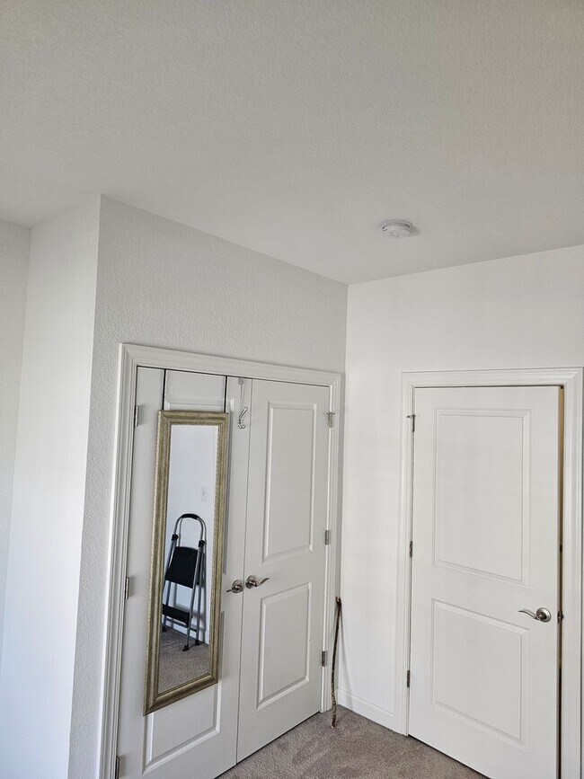 Building Photo - 1949 Bexley Ln