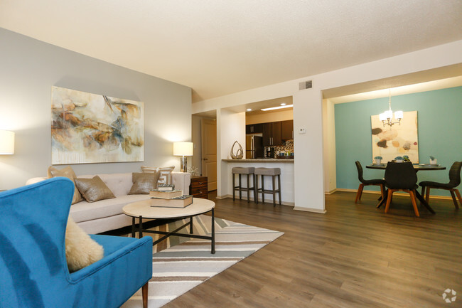 Interior Photo - Madison Southpark Apartment Homes