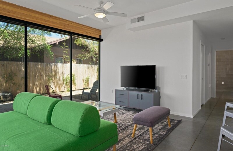 Building Photo - 1316 E Fillmore St