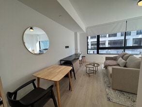 Building Photo - 225 N Miami Ave