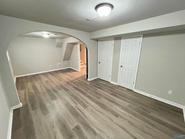 Building Photo - 4708 Dahlia Dr NW